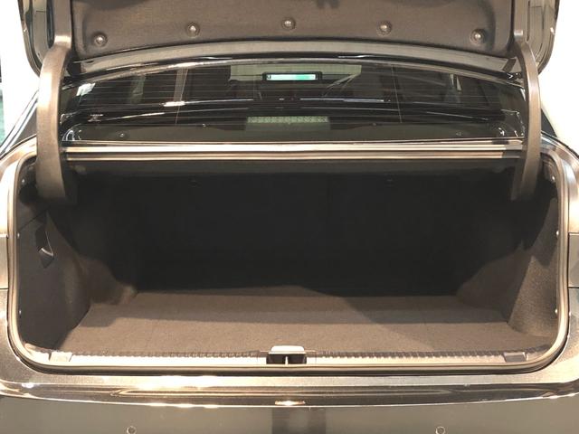 ＩＳ ＩＳ３００ｈ　Ｆスポーツ　４ＷＤ　ドライブレコーダー　クリアランスソナー　レーンアシスト　オートクルーズコントロール　衝突被害軽減システム　全周囲カメラ　ナビ　アルミホイール　オートマチックハイビーム　ＬＥＤヘッドランプ（36枚目）