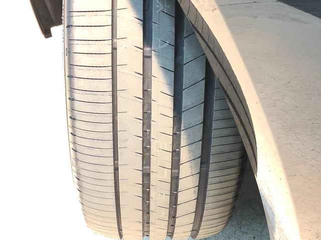 ＩＳ ＩＳ３００ｈ　Ｆスポーツ　４ＷＤ　ドライブレコーダー　クリアランスソナー　レーンアシスト　オートクルーズコントロール　衝突被害軽減システム　全周囲カメラ　ナビ　アルミホイール　オートマチックハイビーム　ＬＥＤヘッドランプ（37枚目）