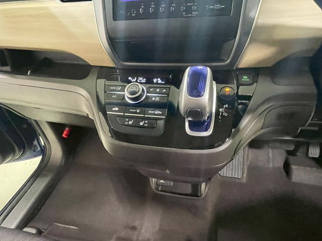 フリードハイブリッド ハイブリッド・Gホンダセンシング 4WD/CD/ETC/LEDヘッドライト/(18枚目)