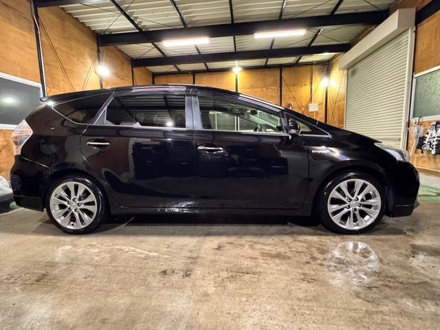 プリウスアルファ S チューン ブラック 4WD 純正AW(11枚目)