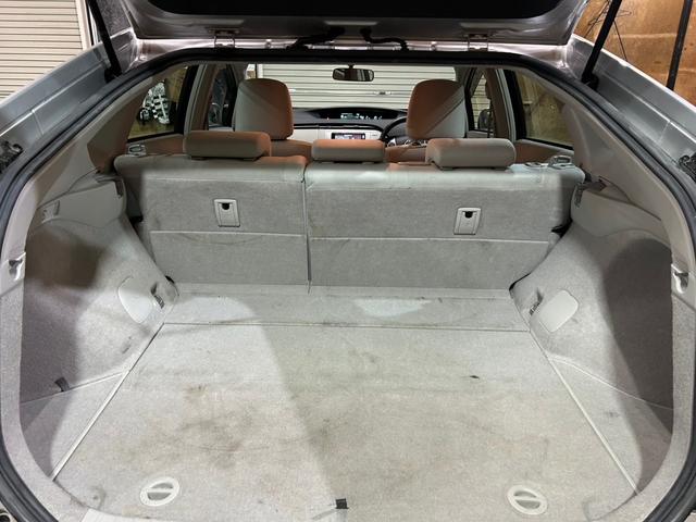 プリウス Ｓツーリングセレクション　４ＷＤ（5枚目）