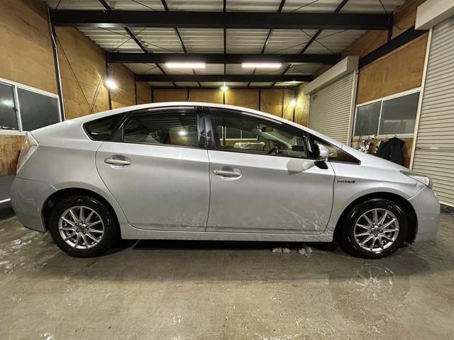 プリウス Ｓツーリングセレクション　４ＷＤ（24枚目）