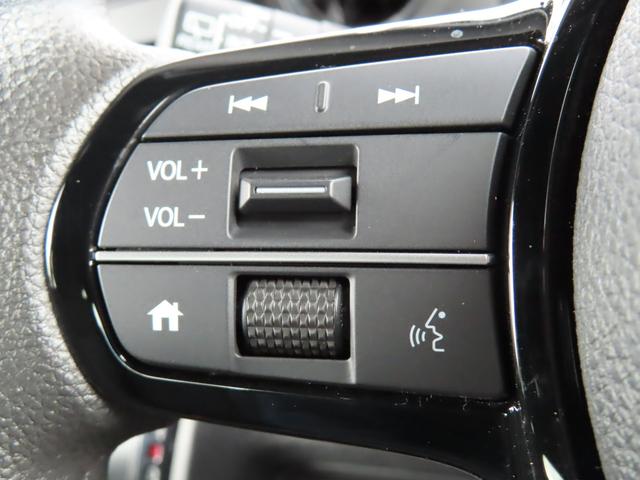 Ｎ－ＢＯＸカスタム ベースグレード　純正８型ナビ・リア右側パワースライドドア・運転席＆助手席シートヒーター・シートバックテーブル（運転席＆助手席）・オートリトラミラー・左右独立式リアセンターアームレスト・本革巻ステアリング（35枚目）