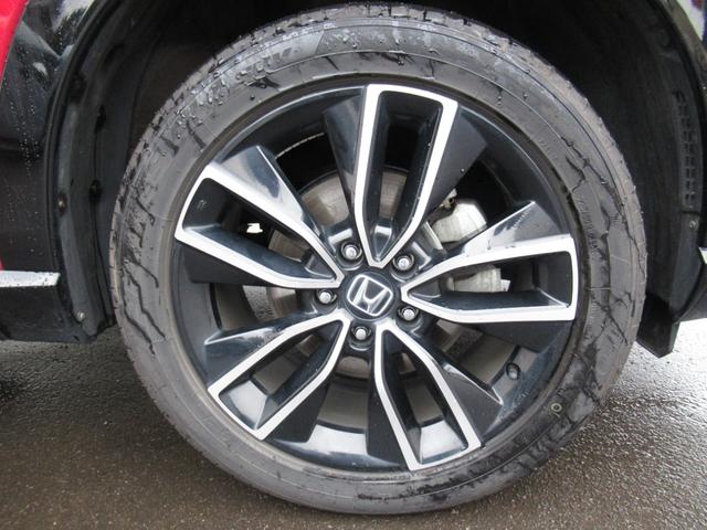 ヴェゼル ｅ：ＨＥＶＺ　純正ＥＴＣ付・純正エンジンスタータ・オーディオレス・運転席助手席シートヒーター・パワーテールゲート・ブラインドスポットインフォメーション・親水／ヒーテッドドアミラー＋熱線入りフロントウインドウ（4枚目）