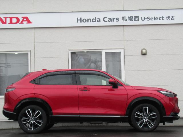 ヴェゼル ｅ：ＨＥＶＺ　純正ＥＴＣ付・純正エンジンスタータ・オーディオレス・運転席助手席シートヒーター・パワーテールゲート・ブラインドスポットインフォメーション・親水／ヒーテッドドアミラー＋熱線入りフロントウインドウ（8枚目）