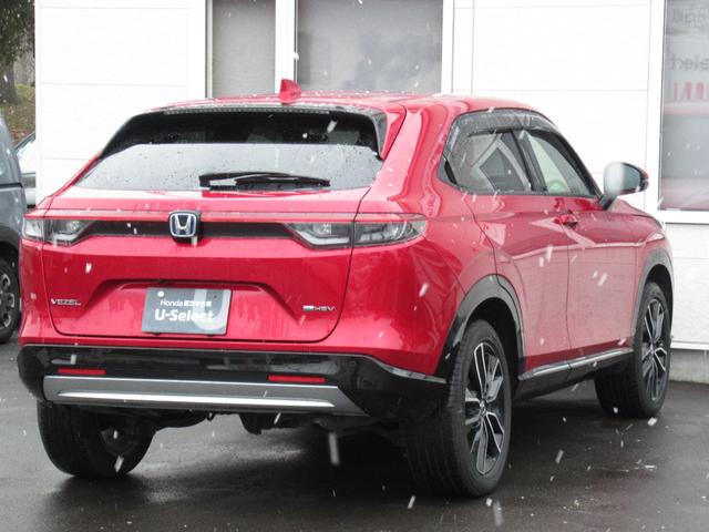 ヴェゼル ｅ：ＨＥＶＺ　純正ＥＴＣ付・純正エンジンスタータ・オーディオレス・運転席助手席シートヒーター・パワーテールゲート・ブラインドスポットインフォメーション・親水／ヒーテッドドアミラー＋熱線入りフロントウインドウ（11枚目）