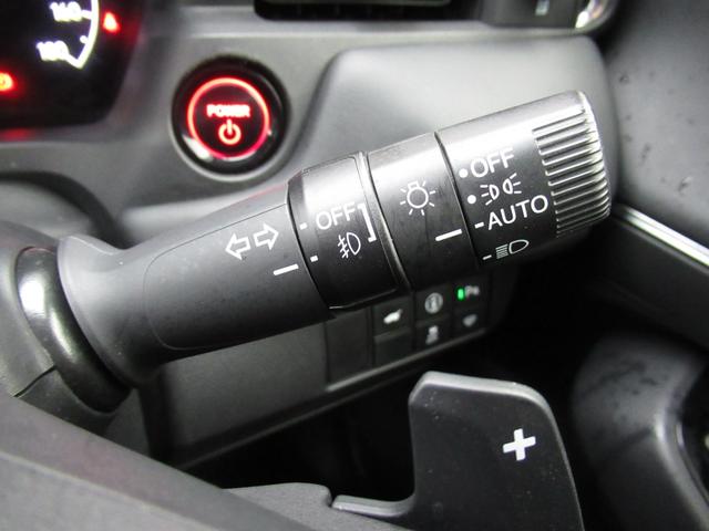 ヴェゼル ｅ：ＨＥＶＺ　純正ＥＴＣ付・純正エンジンスタータ・オーディオレス・運転席助手席シートヒーター・パワーテールゲート・ブラインドスポットインフォメーション・親水／ヒーテッドドアミラー＋熱線入りフロントウインドウ（29枚目）