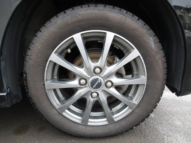 N-WGNカスタム G・Lパッケージ ナビ装着用スペシャルパッケージ/ディスチャージヘッドライト(オートライトコントロール付)/オートリトラミラー/14インチアルミホイール(13枚目)