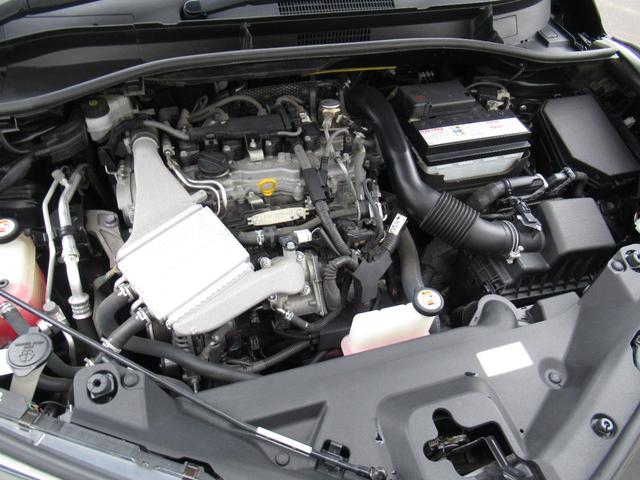 Ｃ－ＨＲ Ｓ－Ｔ　社外７型ナビ・追突軽減ブレーキ・バックカメラ付・夏冬タイヤ有・クルーズコントロール（8枚目）