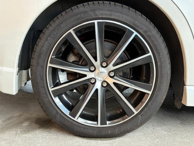 レガシィツーリングワゴン ２．０ＧＴ　ＤＩＴ　スペックＢアイサイト　アイサイト　４ＷＤ　ターボ　レーダークルーズ　衝突軽減　レーンアシスト　純正ナビ　Ｂカメラ　ＢＴ　ＵＳＢ　ＳＤ　フルセグ　ＥＴＣ　ドラレコ前後　レーダー探知機　ハーフレザー　パワーシート　純正ＡＷ（4枚目）