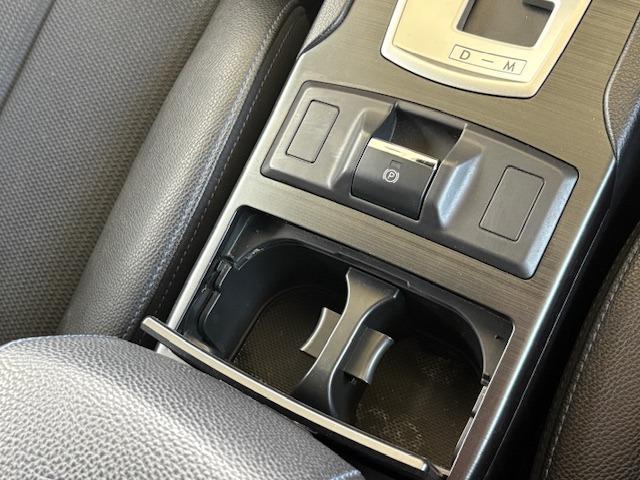 レガシィツーリングワゴン ２．０ＧＴ　ＤＩＴ　スペックＢアイサイト　アイサイト　４ＷＤ　ターボ　レーダークルーズ　衝突軽減　レーンアシスト　純正ナビ　Ｂカメラ　ＢＴ　ＵＳＢ　ＳＤ　フルセグ　ＥＴＣ　ドラレコ前後　レーダー探知機　ハーフレザー　パワーシート　純正ＡＷ（38枚目）