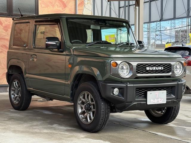 ジムニー XC 4WD セーフティサポート デュアルセンサーブレーキサポート クルコン 純正OPグリル 純正OPハイメンタイヤカバー 純正8インチナビ Bカメラ BT USB フルセグ ETC ドラレコ シートヒータ(3枚目)