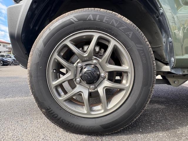 ジムニー XC 4WD セーフティサポート デュアルセンサーブレーキサポート クルコン 純正OPグリル 純正OPハイメンタイヤカバー 純正8インチナビ Bカメラ BT USB フルセグ ETC ドラレコ シートヒータ(9枚目)
