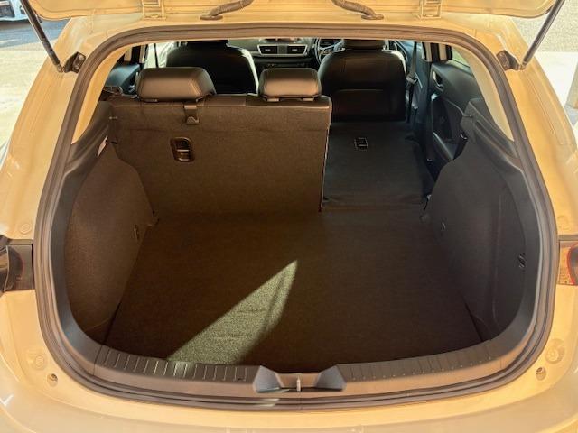 アクセラスポーツ 22XD Lパッケージ 4WD 6MT サンルーフ レーダークルーズ コーナーセンサー オートハイビーム BSM HUD BOSEサウンド 純正ナビ Bカメラ BT フルセグ ETC ドラレコ シートヒーター パワーシート(49枚目)