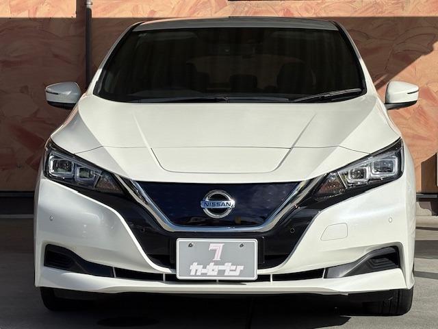 リーフ S 夏冬タイヤ エマージェンシーブレーキ クルコン 衝突軽減 レーンアシスト コーナーセンサ 純正ナビ バックカメラ Bluetooth フルセグ ETC ドラレコ前後 シートヒーター ステアリングヒータ(4枚目)