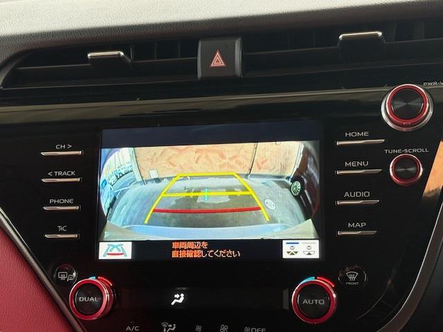 カムリ ＷＳブラックエディション　ＴＲＤエアロ　ＴＲＤマフラー　パフォーマンスダンパー　セーフティーセンス　コーナーセンサー　ＨＵＤ　ＢＳＭ　ナビ機能付きディスプレイオーディオ　Ｂカメラ　ＢＴ　ＥＴＣ２．０　ドラレコ前後　赤革シート（32枚目）