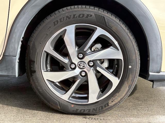 アクア クロスオーバー セーフティセンス 衝突軽減 レーンアシスト コーナーセンサー オートハイビーム 純正ナビ バックカメラ Bluetooth フルセグ ETC ドラレコ ハーフレザー シートヒーター LED 純正AW(6枚目)