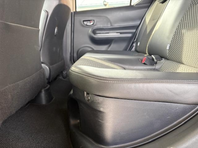 アクア クロスオーバー セーフティセンス 衝突軽減 レーンアシスト コーナーセンサー オートハイビーム 純正ナビ バックカメラ Bluetooth フルセグ ETC ドラレコ ハーフレザー シートヒーター LED 純正AW(42枚目)