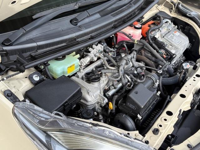 アクア クロスオーバー セーフティセンス 衝突軽減 レーンアシスト コーナーセンサー オートハイビーム 純正ナビ バックカメラ Bluetooth フルセグ ETC ドラレコ ハーフレザー シートヒーター LED 純正AW(54枚目)