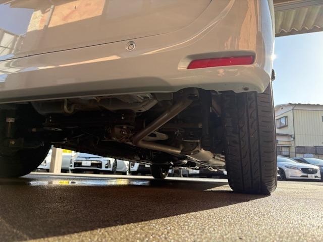 N-BOX ファッションスタイル 4WD ホンダセンシング レーダークルーズ 衝突軽減 レーンアシスト コーナーセンサー オートハイビーム 社外ナビ Bluetooth SD フルセグ ドラレコ シートヒータ 片側電動パワスラ LED(17枚目)