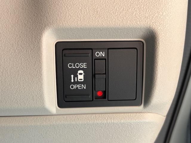 N-BOX ファッションスタイル 4WD ホンダセンシング レーダークルーズ 衝突軽減 レーンアシスト コーナーセンサー オートハイビーム 社外ナビ Bluetooth SD フルセグ ドラレコ シートヒータ 片側電動パワスラ LED(21枚目)