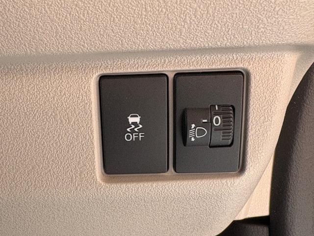 N-BOX ファッションスタイル 4WD ホンダセンシング レーダークルーズ 衝突軽減 レーンアシスト コーナーセンサー オートハイビーム 社外ナビ Bluetooth SD フルセグ ドラレコ シートヒータ 片側電動パワスラ LED(22枚目)