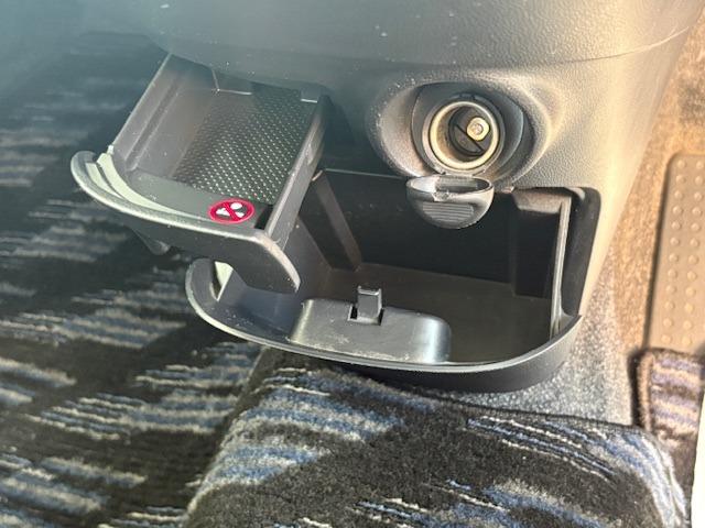 ムーヴ カスタム R VS 夏冬タイヤ 社外ポータブルナビ 社外CDオーディオ USB AUX ETC ドラレコ前後 ベンチシート 電動格納ミラー HIDヘッドライト(31枚目)