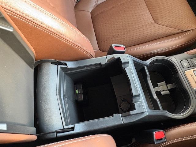 フォレスター アドバンス 1オーナ サンルーフ 夏冬タイヤ アイサイトセーフティプラス コーナーセンサ SRH BSM 100V メーカーOPナビ F/S/Bカメラ BT フルセグ ETC ドラレコ 茶革シート 電動リアゲート(35枚目)