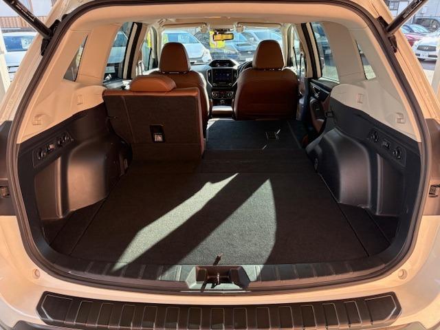 フォレスター アドバンス 1オーナ サンルーフ 夏冬タイヤ アイサイトセーフティプラス コーナーセンサ SRH BSM 100V メーカーOPナビ F/S/Bカメラ BT フルセグ ETC ドラレコ 茶革シート 電動リアゲート(53枚目)