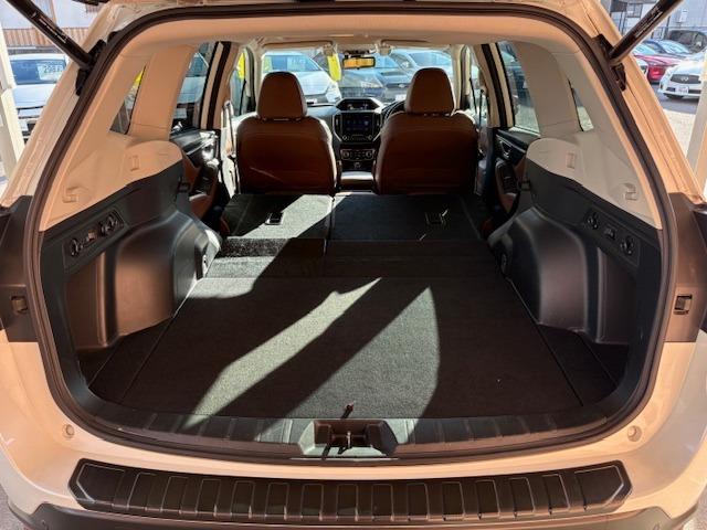 フォレスター アドバンス 1オーナ サンルーフ 夏冬タイヤ アイサイトセーフティプラス コーナーセンサ SRH BSM 100V メーカーOPナビ F/S/Bカメラ BT フルセグ ETC ドラレコ 茶革シート 電動リアゲート(54枚目)