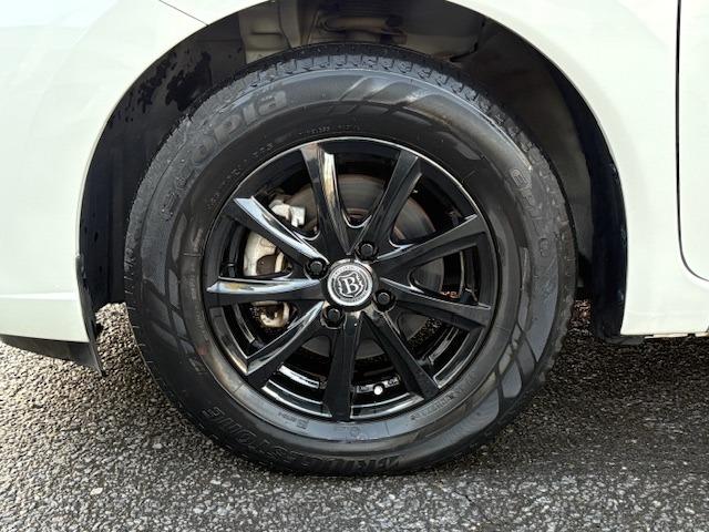 ノート ｅ－パワー　Ｘ　ワンオーナー　夏冬タイヤ　衝突軽減　レーンアシスト　電動格納ミラー　純正ナビ　Ｂｌｕｅｔｏｏｔｈ　ＡＵＸ　ＳＤ　フルセグ（10枚目）