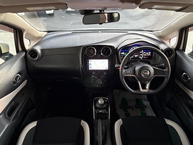 ノート ｅ－パワー　Ｘ　ワンオーナー　夏冬タイヤ　衝突軽減　レーンアシスト　電動格納ミラー　純正ナビ　Ｂｌｕｅｔｏｏｔｈ　ＡＵＸ　ＳＤ　フルセグ（44枚目）