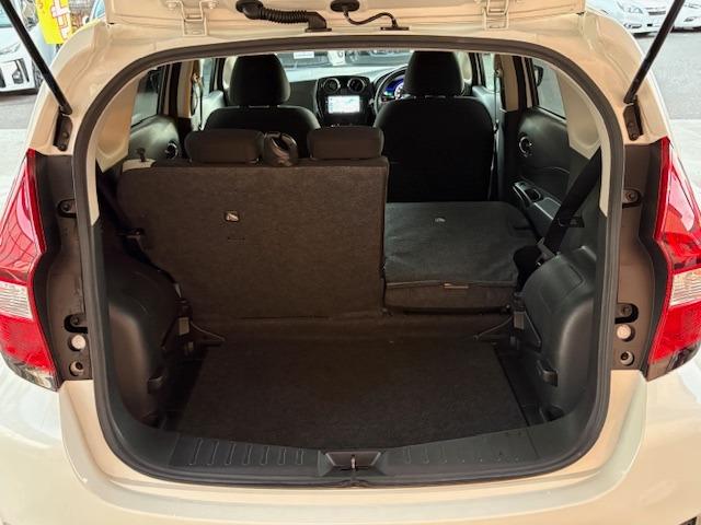 ノート ｅ－パワー　Ｘ　ワンオーナー　夏冬タイヤ　衝突軽減　レーンアシスト　電動格納ミラー　純正ナビ　Ｂｌｕｅｔｏｏｔｈ　ＡＵＸ　ＳＤ　フルセグ（46枚目）