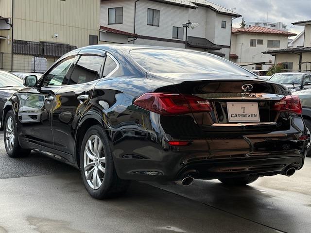 フーガ ２５０ＧＴ　全周囲カメラ　レーダークルーズ　ＢＳＭ　クリアランスソナー　純正Ｂｌｕｅｔｏｏｔｈ対応ナビ　フルセグＴＶ　ＥＴＣ　オットマン　　ＬＥＤヘッドライト　ハーフレザー　運転席＆助手席パワーシート　純正ＡＷ（8枚目）