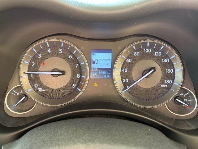 フーガ ２５０ＧＴ　全周囲カメラ　レーダークルーズ　ＢＳＭ　クリアランスソナー　純正Ｂｌｕｅｔｏｏｔｈ対応ナビ　フルセグＴＶ　ＥＴＣ　オットマン　　ＬＥＤヘッドライト　ハーフレザー　運転席＆助手席パワーシート　純正ＡＷ（18枚目）