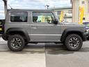 ジムニーシエラ ＪＣ　切り替４ＷＤ　デュアルセンサーブレーキサポート　衝突軽減　レーンアシスト　オートハイビーム　ヘッドライトウォッシャー　ｃａｒｒｏｚｅｒｉａディスプレイオーディオ　Ｂカメラ　ＢＴ　ＥＴＣ　シートヒーター（5枚目）