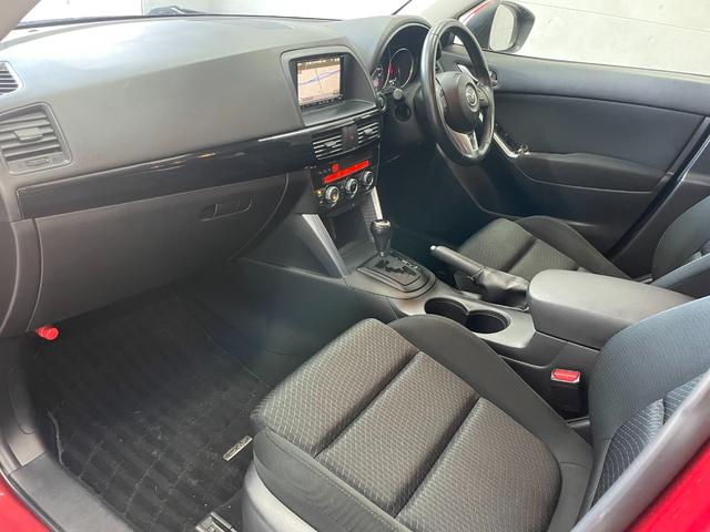 ＣＸ－５ ＸＤ　１年距離無制限保証付☆人気のＣＸ－５入荷☆４ＷＤ☆社外ナビ☆Ｂｌｕｅｔｏｏｔｈ☆ＥＴＣ☆クルーズコントロール☆スマートキー☆（21枚目）
