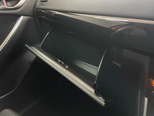 ＣＸ－５ ＸＤ　１年距離無制限保証付☆人気のＣＸ－５入荷☆４ＷＤ☆社外ナビ☆Ｂｌｕｅｔｏｏｔｈ☆ＥＴＣ☆クルーズコントロール☆スマートキー☆（40枚目）