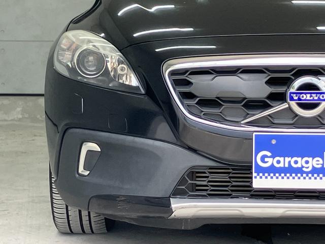 Ｖ４０ クロスカントリー　Ｔ５　ＡＷＤ　夏冬タイヤ付き・フルセグＴＶ・Ｂカメラ（45枚目）