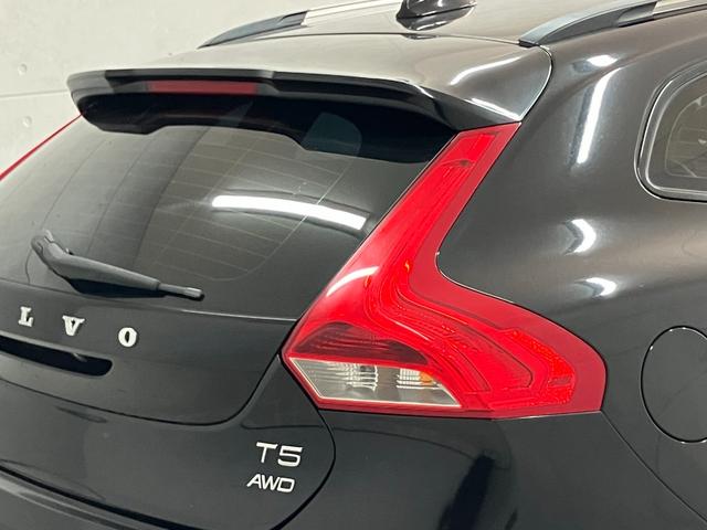 Ｖ４０ クロスカントリー　Ｔ５　ＡＷＤ　夏冬タイヤ付き・フルセグＴＶ・Ｂカメラ（55枚目）