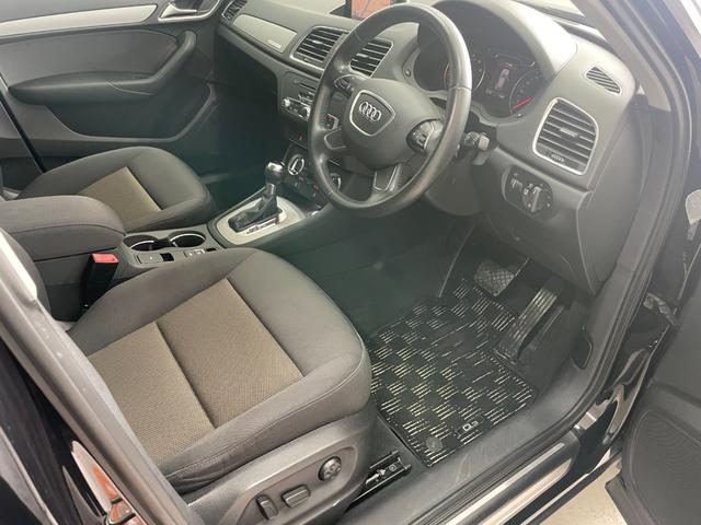 Ｑ３ ２．０ＴＦＳＩクワトロ２１１ＰＳ　☆新規車検整備付き☆４ＷＤ☆バックカメラ☆フルセグＴＶ☆障害物センサー☆ＤＶＤ再生☆スマートキー☆キーレス☆パワーシート☆（12枚目）