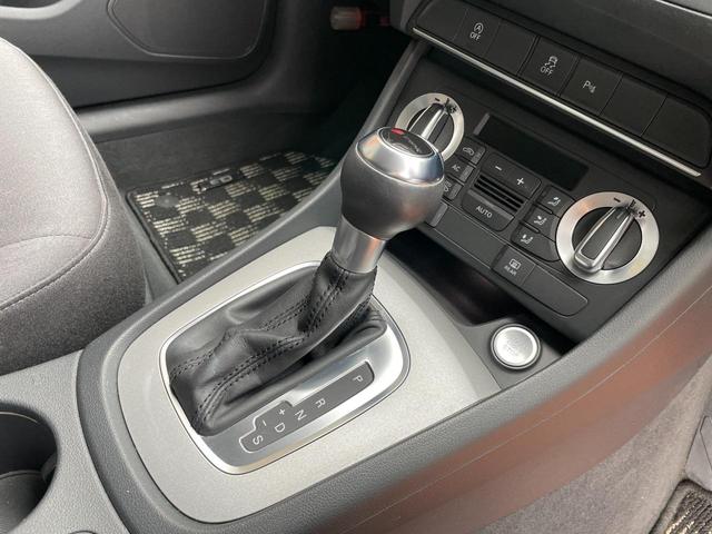 Ｑ３ ２．０ＴＦＳＩクワトロ２１１ＰＳ　☆新規車検整備付き☆４ＷＤ☆バックカメラ☆フルセグＴＶ☆障害物センサー☆ＤＶＤ再生☆スマートキー☆キーレス☆パワーシート☆（39枚目）