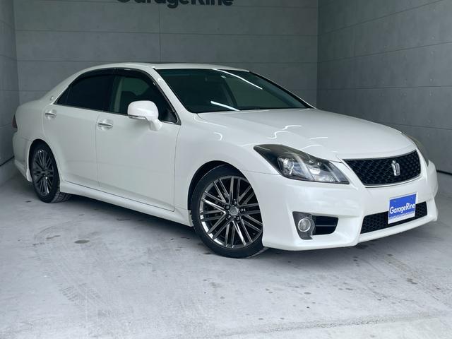 クラウン ２．５アスリート　プレミアムエディション　☆新規車検整備付☆２ＷＤ☆サンルーフ☆本革シート☆社外サス☆フルセグＴＶ☆ＥＴＣ☆バックカメラ☆シートヒーター☆パワーシート☆ＤＶＤ再生☆スマートキー☆キーレス☆（8枚目）