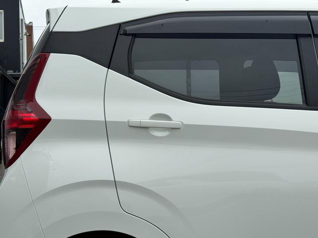 デイズ 　Ｂ　４ＷＤ　エマージェンシーブレーキ　１年距離無制限保証付・夏冬タイヤ付き・キーレス・シートヒーター・ＣＤ（52枚目）