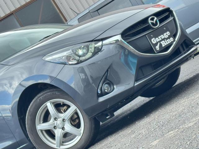 デミオ 13S 1年距離無制限保証付・夏冬タイヤ付・Bカメラ・Bluetooth・LEDヘッドライト・スマートキー・シートヒーター(65枚目)