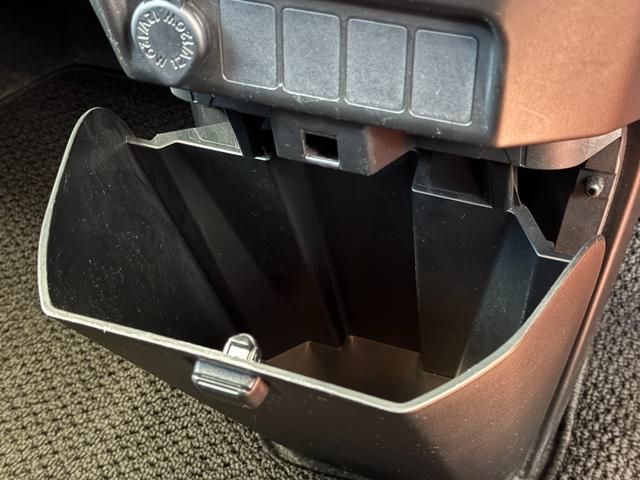 トール Ｘ　１年距離無制限保証付・片側Ｐスラ・外ナビ・Ｂカメラ・ＥＴＣ・Ｂｌｕｅｔｏｏｔｈ・ワイパーデアイサー・スマートキー・プッシュスタート・衝突軽減ブレーキ（34枚目）