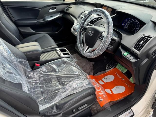 オデッセイ アブソルート 本州仕入・1年保証付・LEDテールランプ・Bカメラ・エンスタ・ETC・HIDヘッドライト・スマートキー・パワーシート(12枚目)