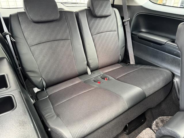 オデッセイ アブソルート 本州仕入・1年保証付・LEDテールランプ・Bカメラ・エンスタ・ETC・HIDヘッドライト・スマートキー・パワーシート(18枚目)