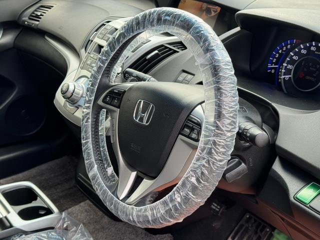 オデッセイ アブソルート 本州仕入・1年保証付・LEDテールランプ・Bカメラ・エンスタ・ETC・HIDヘッドライト・スマートキー・パワーシート(22枚目)