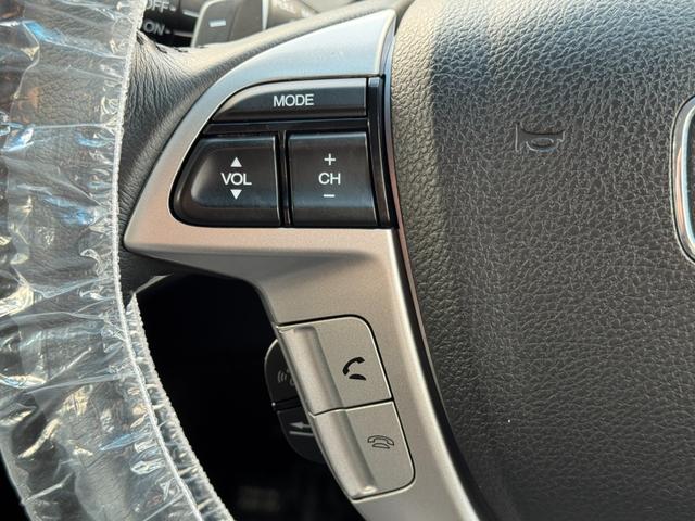 オデッセイ アブソルート 本州仕入・1年保証付・LEDテールランプ・Bカメラ・エンスタ・ETC・HIDヘッドライト・スマートキー・パワーシート(30枚目)